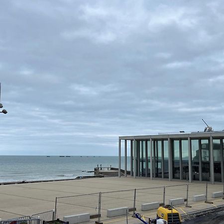 Appartement 3 Pieces Bord De Mer Place Du 6 Juin Arromanches-les-Bains Exterior foto